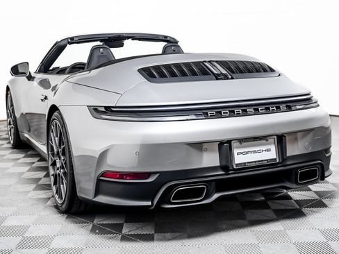 New 2026 Porsche 911 Carrera RWD image 3