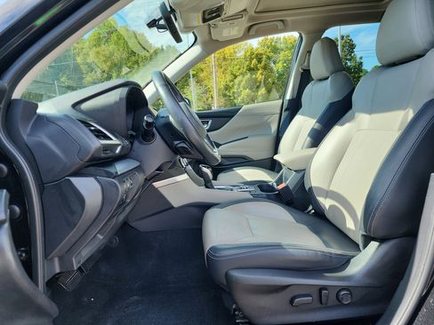 Used 2020 Subaru Forester Limited w/ Popular Package #3 image 10