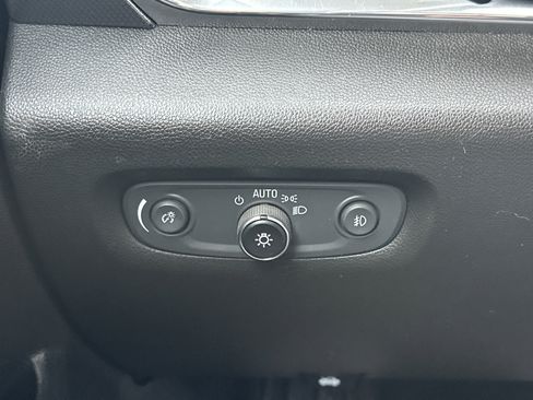 Used 2020 Chevrolet Traverse Premier w/ Redline Edition image 28