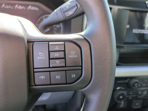 New 2025 Ford F550 4x4 Regular Cab Super Duty image 18