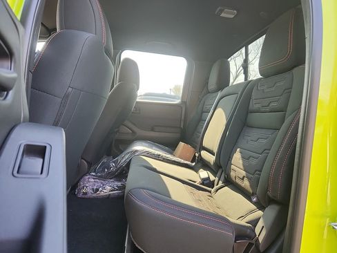 New 2026 Nissan Frontier PRO-4X w/ Pro-4x Convenience Package image 5