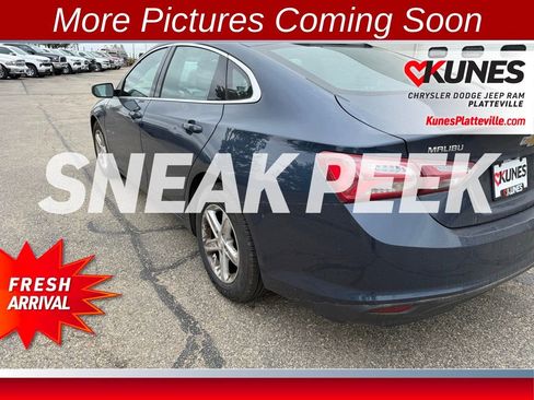 Used 2022 Chevrolet Malibu LT FWD image 7