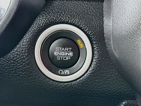 Used 2023 RAM 1500 Big Horn AWD/4WD image 23