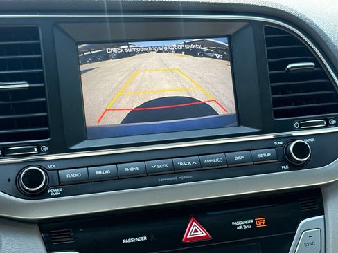 Used 2017 Hyundai Elantra SE w/ SE A/T Tech Package 03 FWD image 22