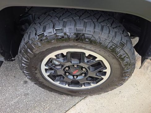 Used 2026 Toyota 4Runner TRD Off-Road Premium AWD/4WD image 16