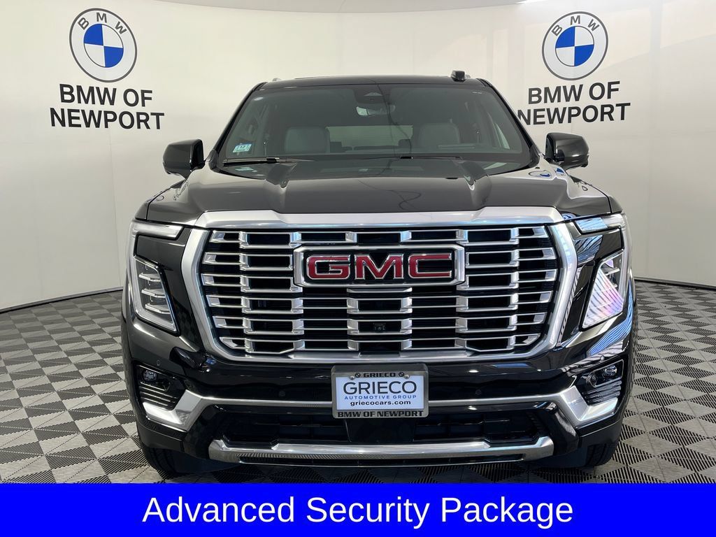 Used 2025 GMC Yukon XL Denali w/ Denali Reserve Package AWD/4WD image 7