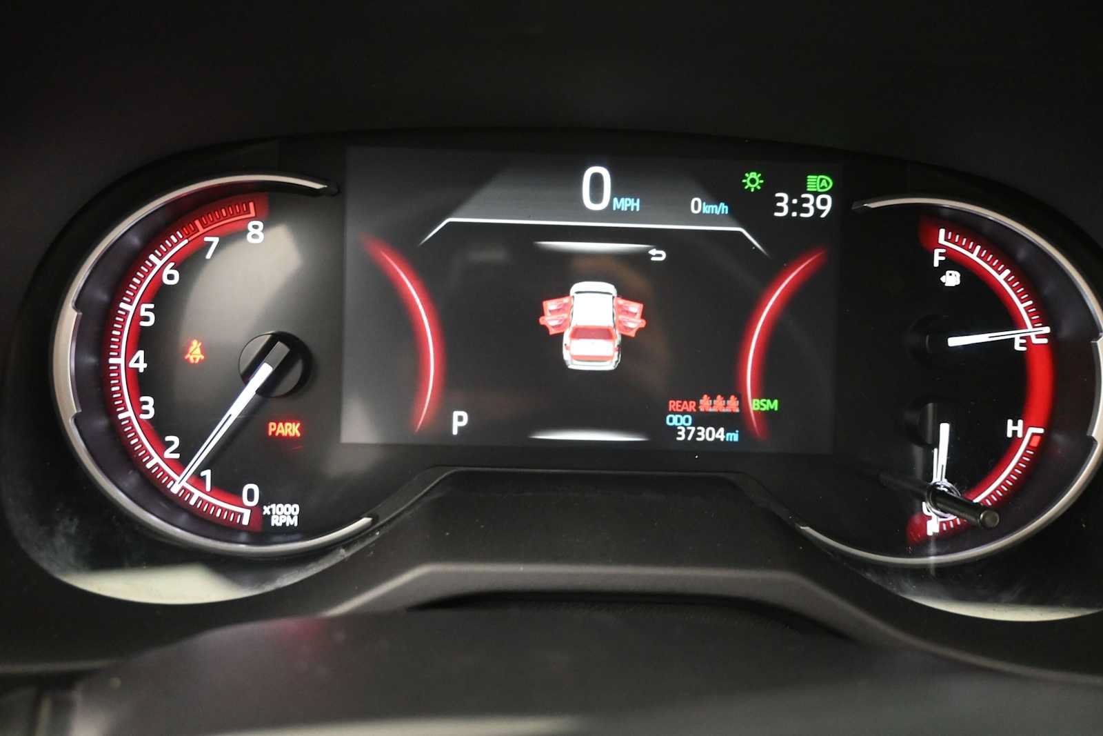 Used 2025 Toyota RAV4 XLE AWD/4WD image 17