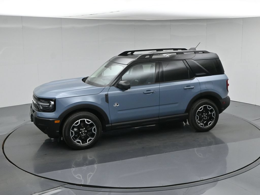 Used 2025 Ford Bronco Sport Outer Banks w/ Outer Banks Tech Package+ AWD/4WD image 39