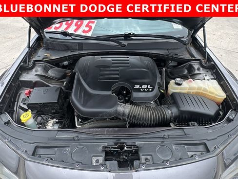 Used 2021 Chrysler 300 S image 33