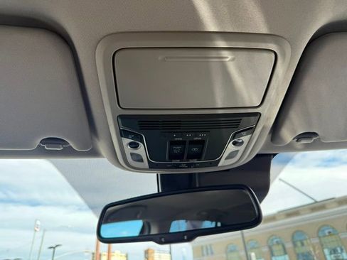 Used 2017 Honda Pilot Elite image 23