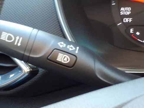 Used 2021 Chevrolet TrailBlazer LT image 17