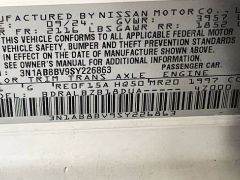 Used 2025 Nissan Sentra S image 27