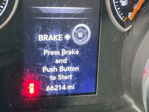 Used 2018 Jeep Wrangler Unlimited Sport S AWD/4WD image 12