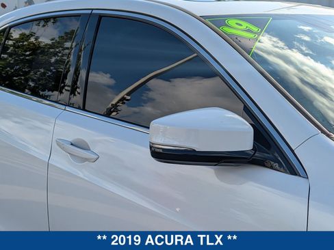 Used 2019 Acura TLX FWD image 11