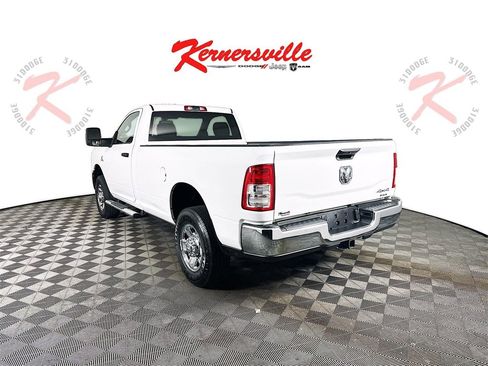 Used 2024 RAM 3500 Tradesman w/ Chrome Appearance Group image 5