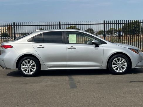 Certified 2026 Toyota Corolla LE w/ LE Premium Package FWD image 3