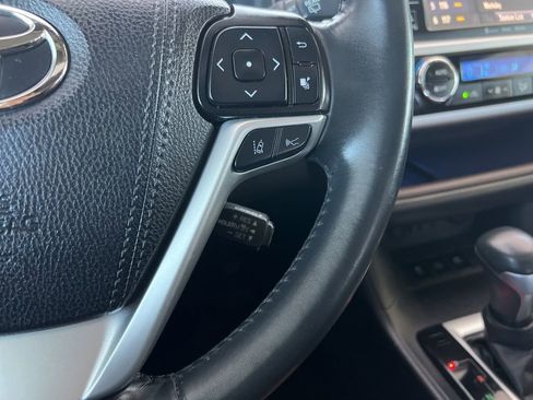 Used 2019 Toyota Highlander Limited image 34