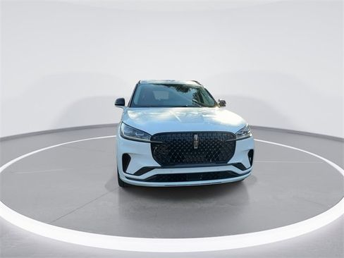 New 2026 Lincoln Aviator Reserve image 2
