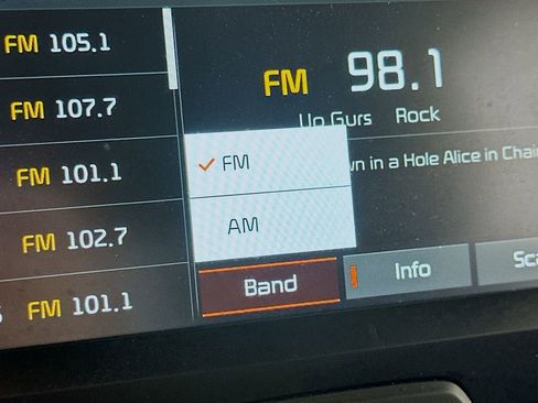 Used 2021 Kia Soul LX FWD image 28