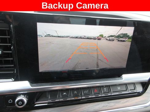 Certified 2023 GMC Sierra 1500 SLT w/ SLT Premium Package AWD/4WD image 17