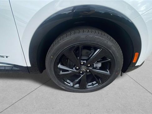 New 2025 Buick Envision Sport Touring image 27