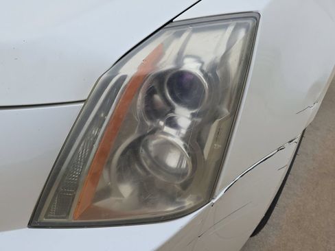 Used 2011 Cadillac CTS Luxury RWD image 31