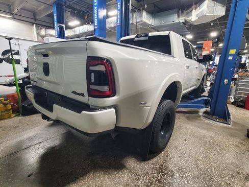 Used 2022 RAM 3500 Limited image 3