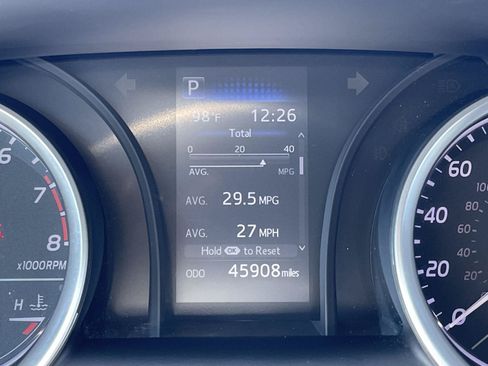 Used 2022 Toyota Camry LE FWD image 8