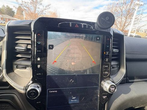 Used 2022 RAM 3500 Laramie w/ Night Edition image 25