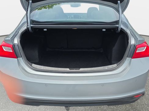 Used 2024 Chevrolet Malibu LT FWD image 12