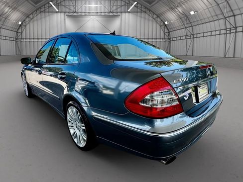 Used 2008 Mercedes-Benz E 350 4MATIC Sedan image 5
