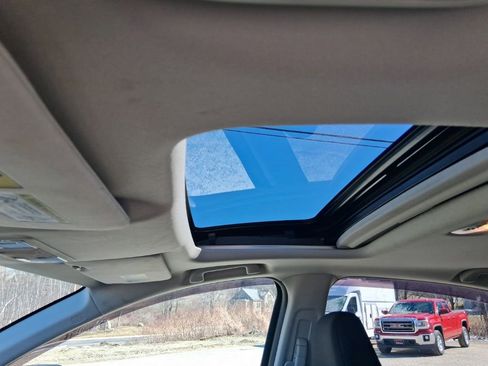 Used 2016 Honda HR-V EX image 26