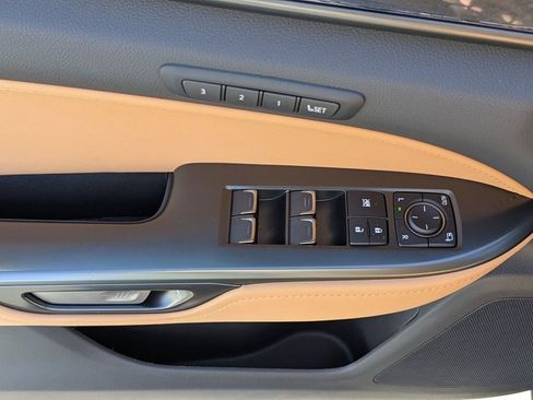 Used 2026 Lexus NX 350h AWD w/ Accessory Package (Z2) image 18