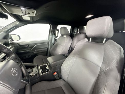 Certified 2025 Toyota Tacoma SR5 image 3