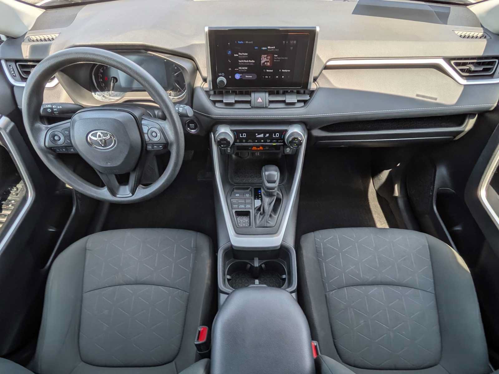 Used 2023 Toyota RAV4 XLE AWD/4WD image 21