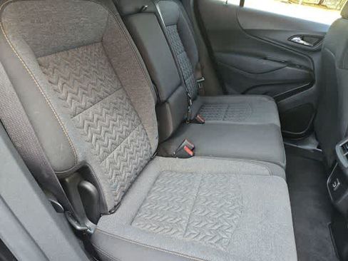 Used 2024 Chevrolet Equinox LT FWD image 18