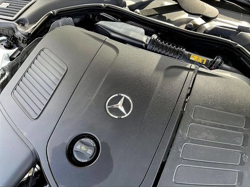 Certified 2024 Mercedes-Benz CLE 300 4MATIC Coupe image 32
