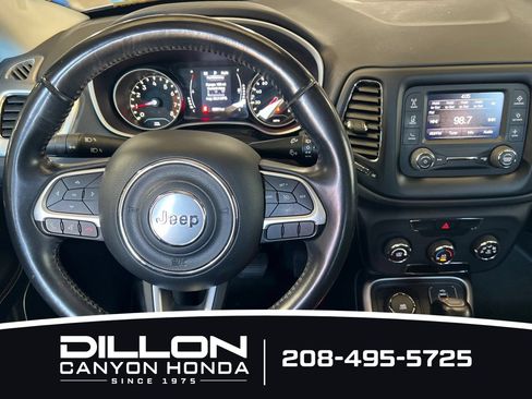 Used 2017 Jeep Compass Latitude AWD/4WD image 14