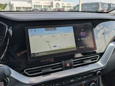 Used 2022 Kia Niro EX Premium FWD image 15