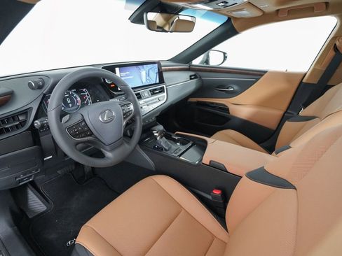 New 2025 Lexus ES 350 w/ Premium Package image 9