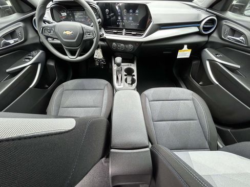 New 2026 Chevrolet Trax LS FWD image 11