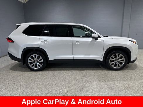 Certified 2024 Toyota Grand Highlander AWD image 3