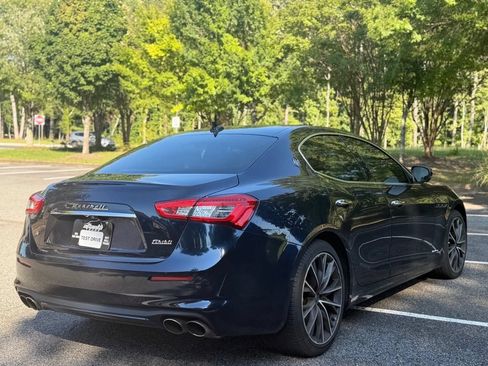 Used 2019 Maserati Ghibli S GranLusso RWD image 5
