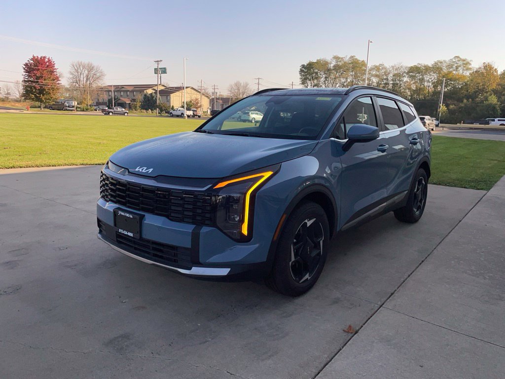 Used 2026 Kia Sportage EX w/ EX Panoramic Sunroof Package AWD/4WD image 2