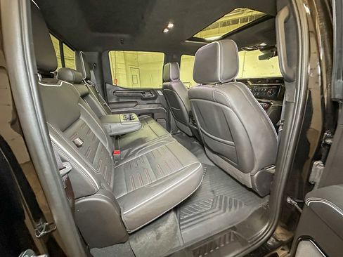 Used 2024 GMC Sierra 1500 AT4X w/ AT4X AEV Edition AWD/4WD image 34