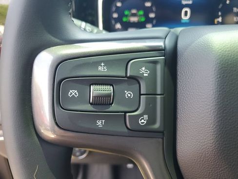 Used 2024 Chevrolet Silverado 2500 ZR2 w/ Technology Package AWD/4WD image 12
