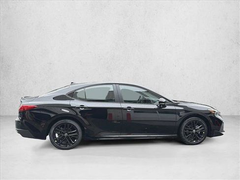 New 2026 Toyota Camry SE FWD image 4