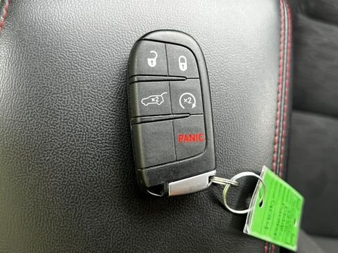 Used 2025 Dodge Durango GT AWD/4WD image 41