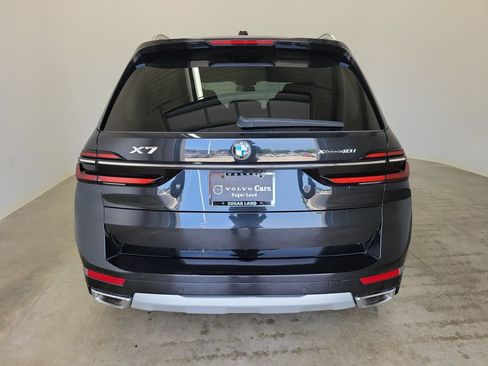 Used 2024 BMW X7 xDrive40i AWD/4WD image 6