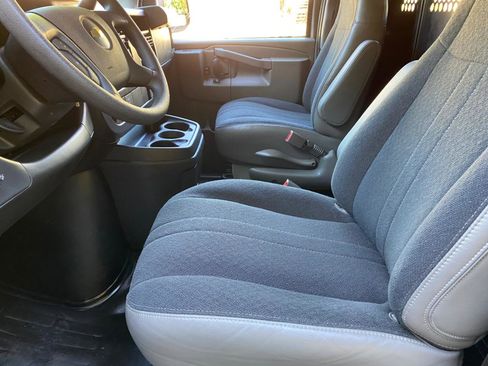 Used 2025 Chevrolet Express 2500 w/ Driver Convenience Package RWD image 29